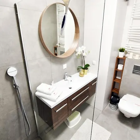 Apartament Sloneczny Przy Porcie Rybackim Apartmán *
